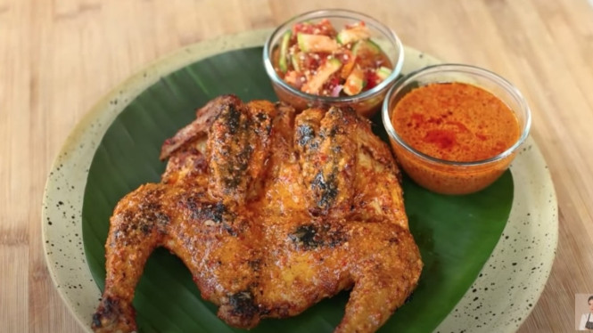 Rahasia Rasa Ayam Bakar Taliwang Bu'Dhe yang Bikin Cilacap Ngiler